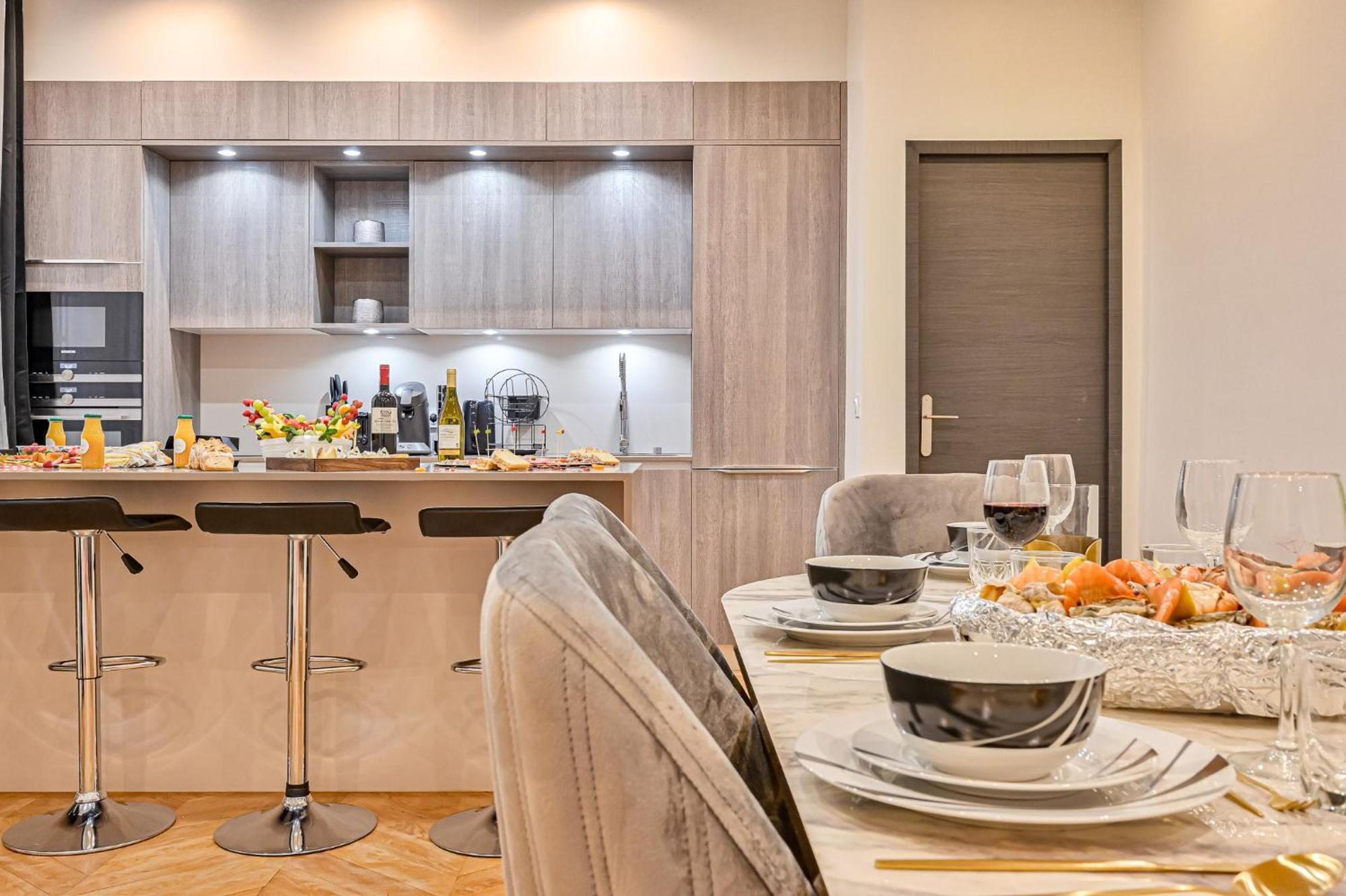 Magnifique Appartement De Luxe & Familia - Paris 16 Exteriör bild